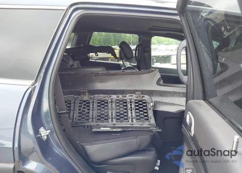 2021 Jeep Grand Cherokee Limited 4X4 z USA, uszkodzony, nr VIN 1C4RJFBG5MC653221